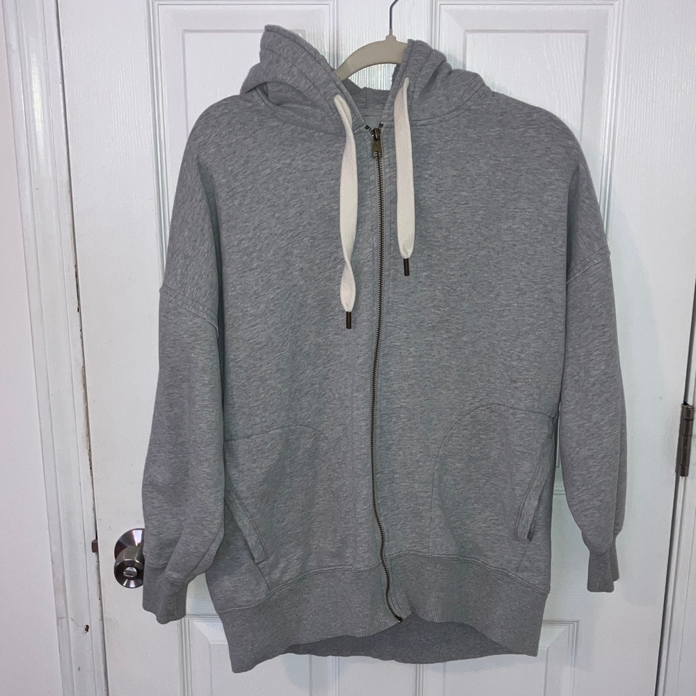 American Eagle Outfitters Gray Zip-Up Sweater